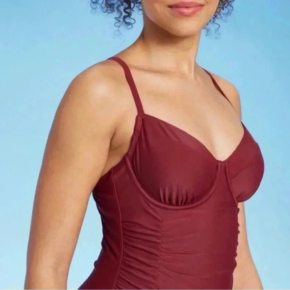 Shade & Shore Women's Underwire Balconette One Piece Swimsuit, Burgundy XS NWT - Picture 2 of 5